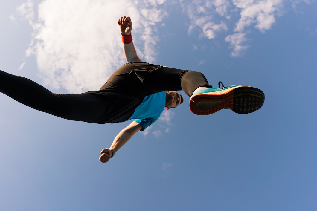 Za kulisami treningów do tandemowych skoków spadochronowych – wyzwanie czy przygoda?